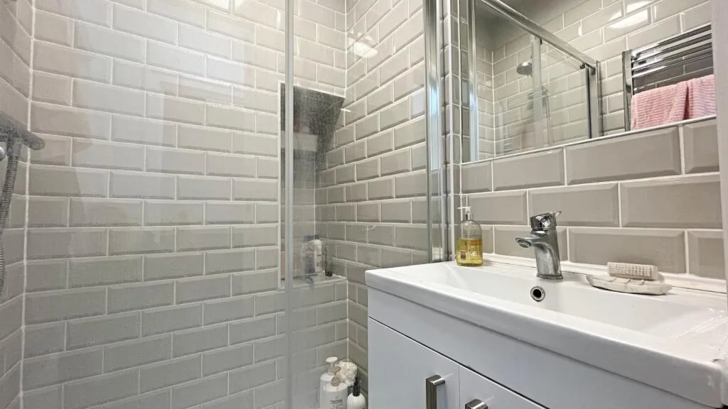 1 bedroom house of multiple occupation for rent