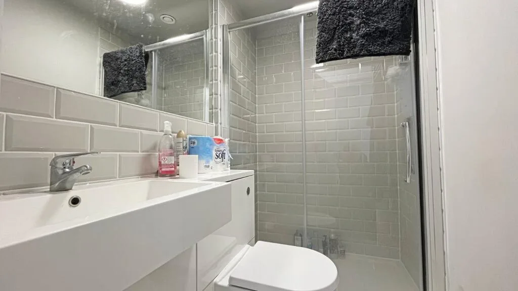 1 bedroom house of multiple occupation for rent