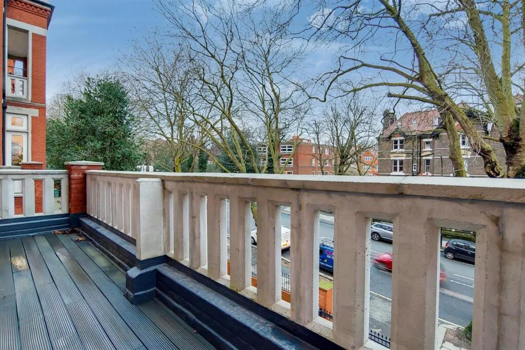 4 bedroom apartment for rent