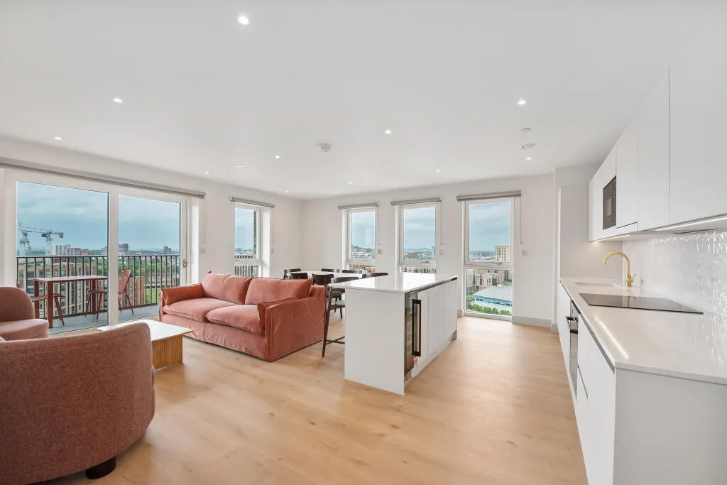 3 bedroom flat for rent