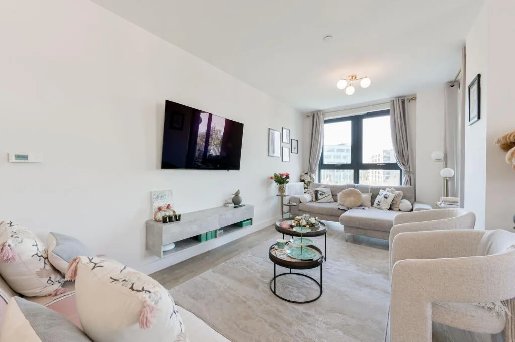 3 bedroom flat for rent