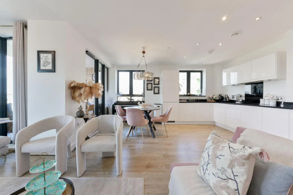 3 bedroom flat for rent