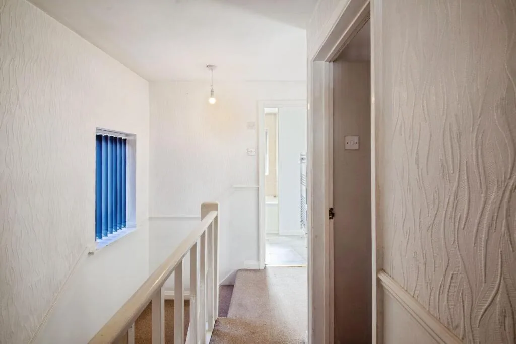 3 bedroom semi-detached house for rent