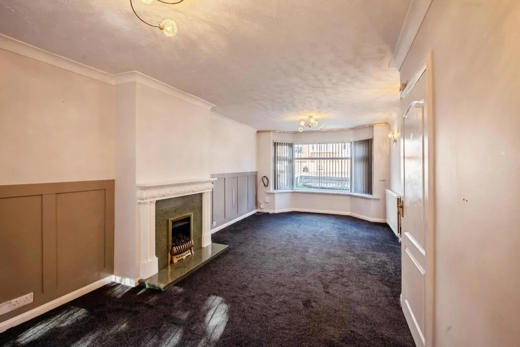3 bedroom semi-detached house for rent