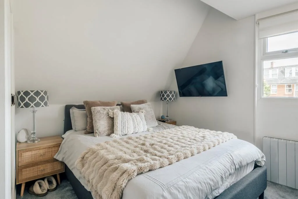 3 bedroom semi-detached house for rent