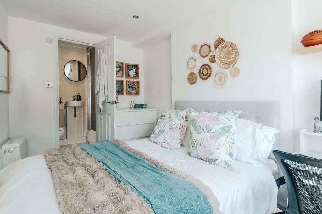 3 bedroom semi-detached house for rent