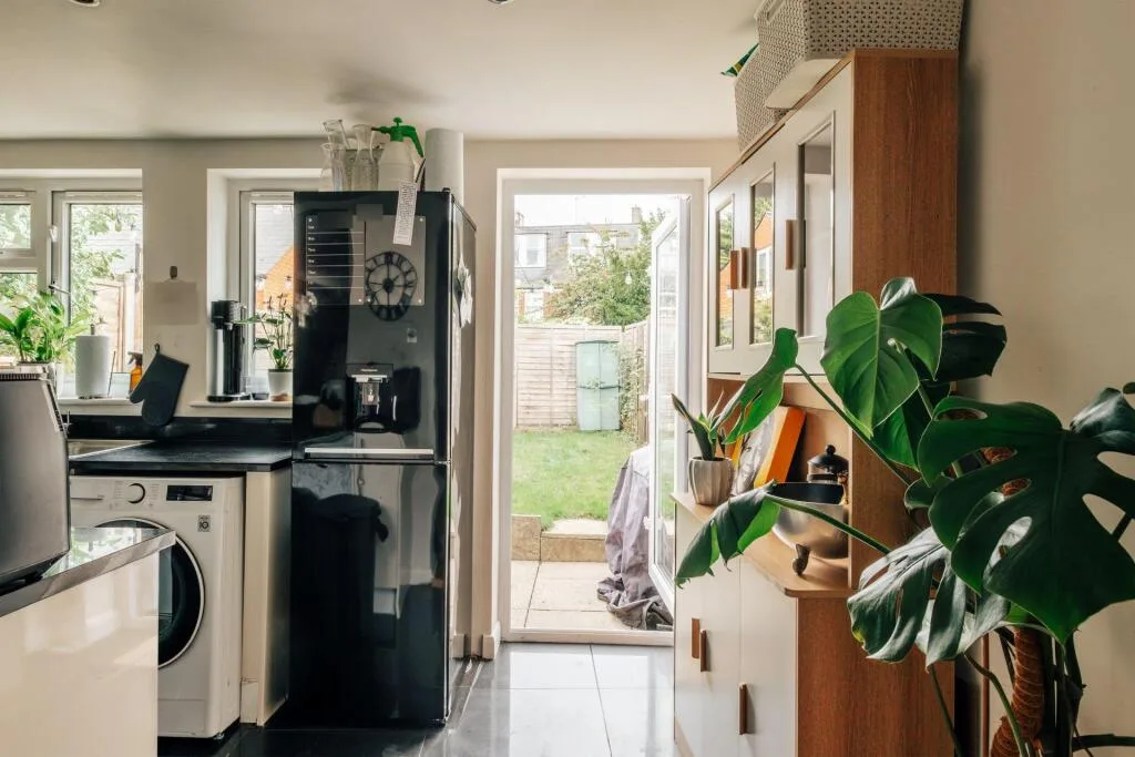 3 bedroom semi-detached house for rent