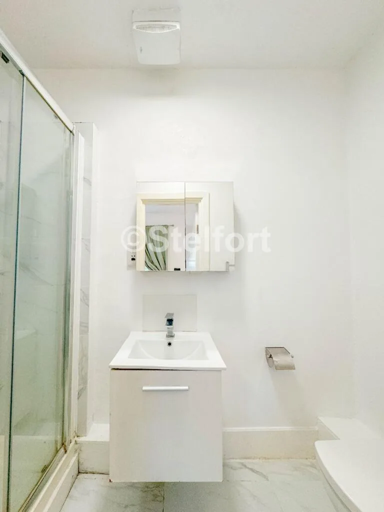 4 bedroom flat for rent