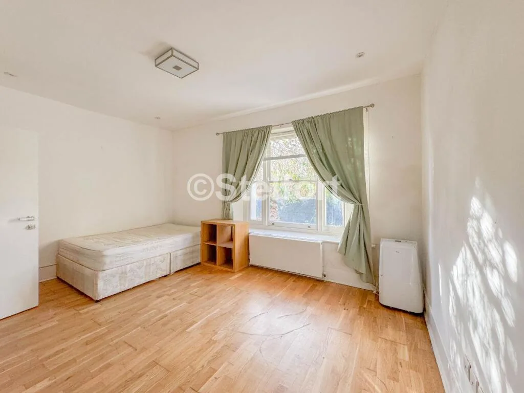 4 bedroom flat for rent