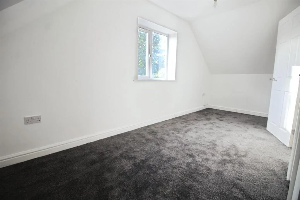2 bedroom semi-detached bungalow for rent