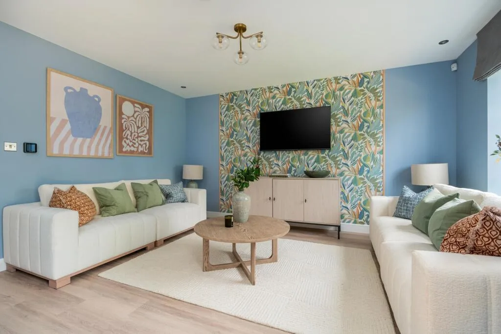 3 bedroom semi-detached house for rent