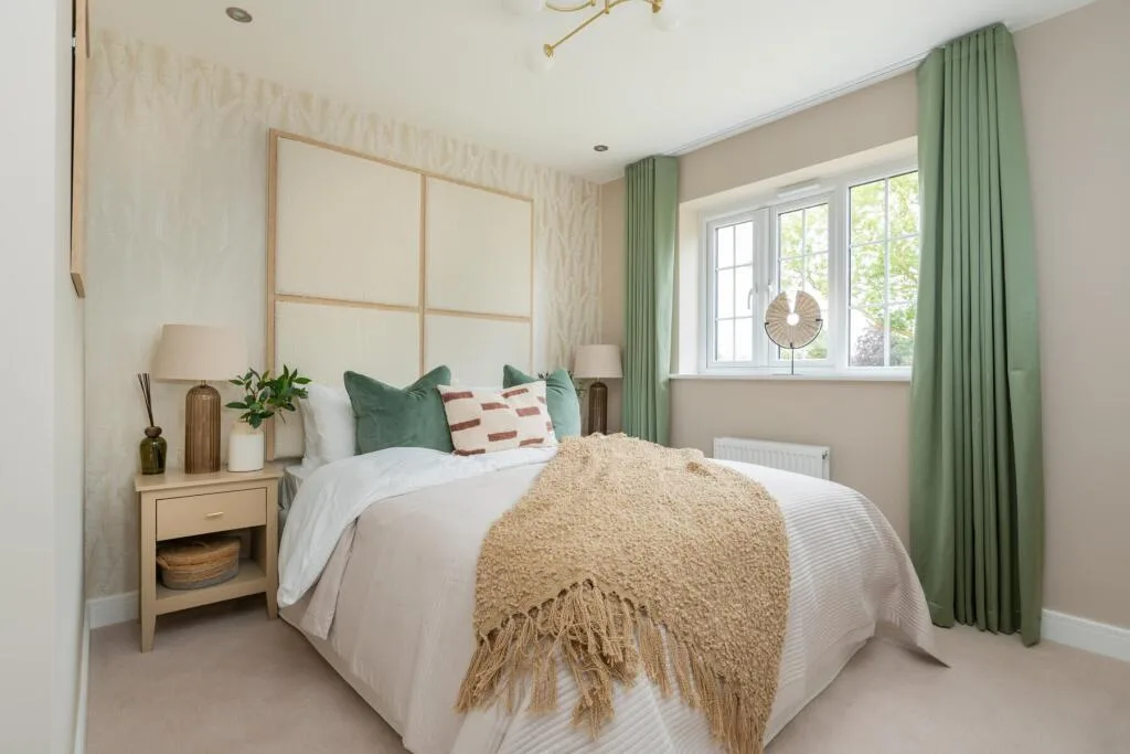 3 bedroom semi-detached house for rent