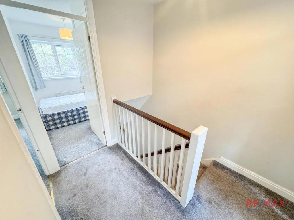 3 bedroom semi-detached house for rent