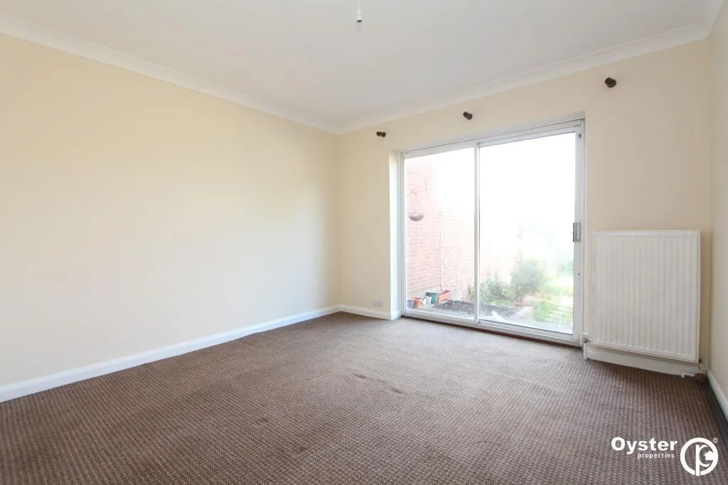 3 bedroom semi-detached house for rent