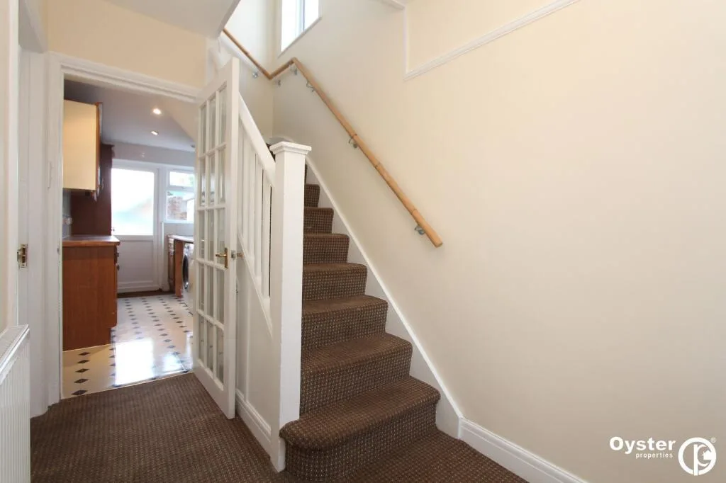 3 bedroom semi-detached house for rent
