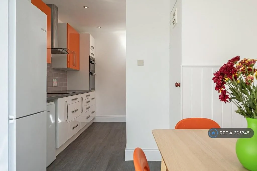 4 bedroom terraced house for rent