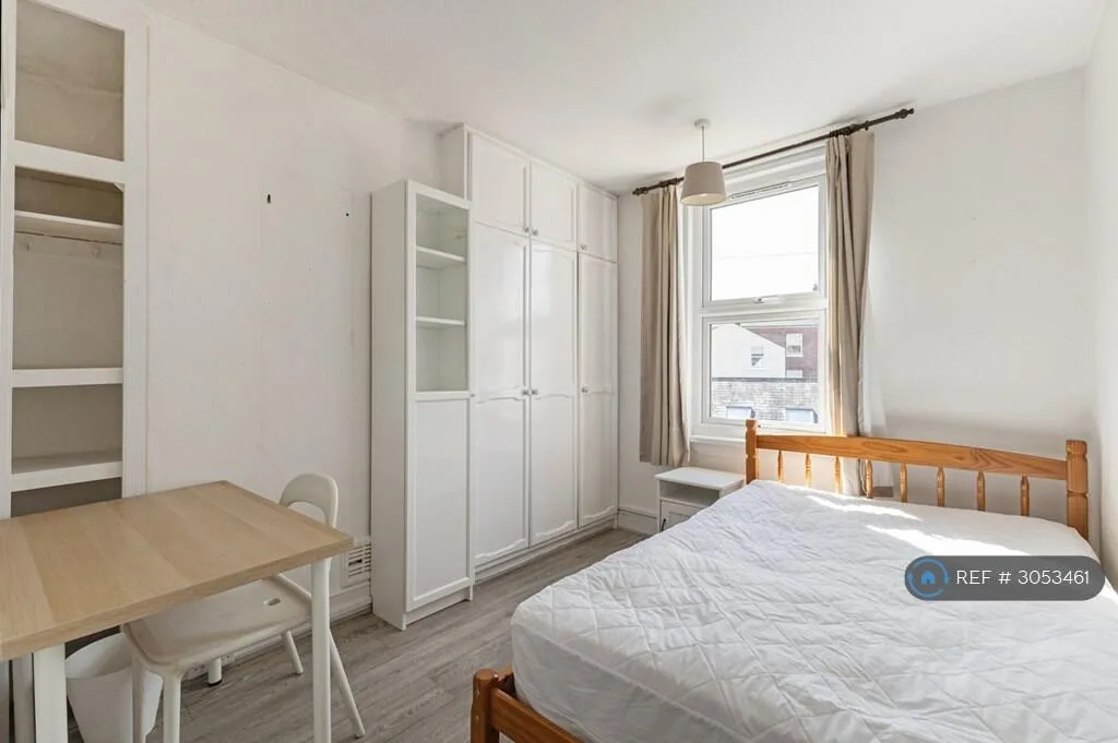 4 bedroom terraced house for rent