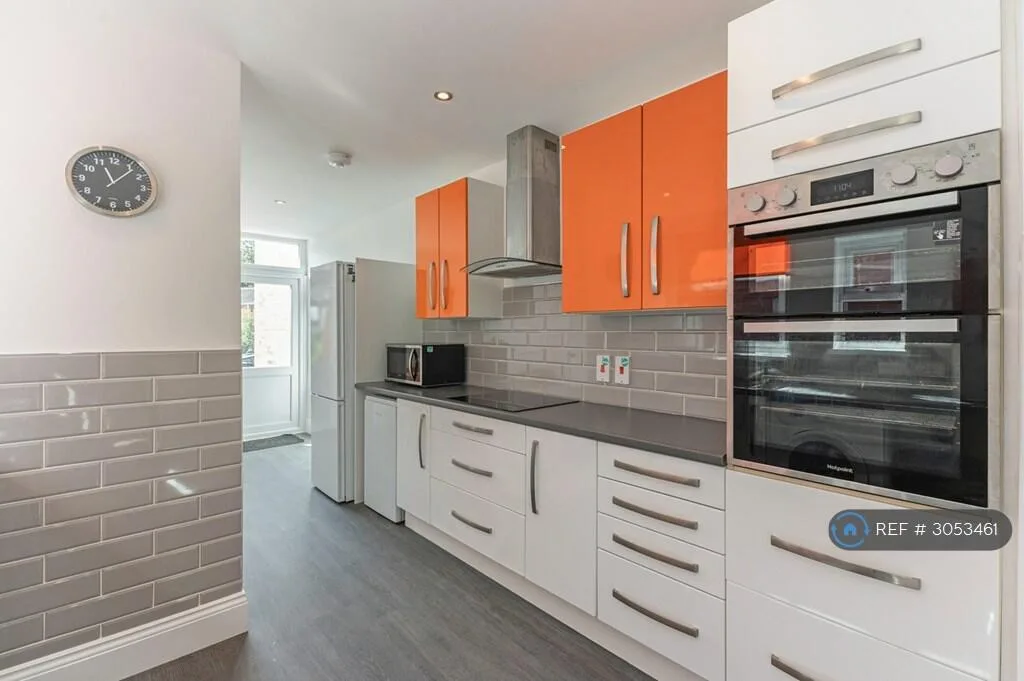 4 bedroom terraced house for rent