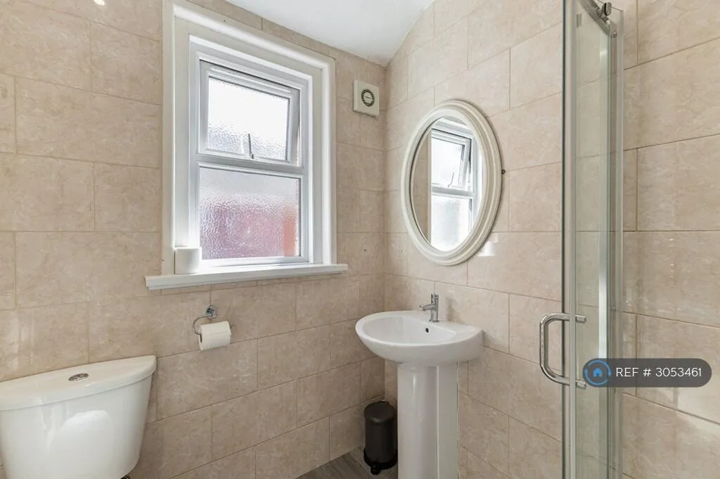 4 bedroom terraced house for rent