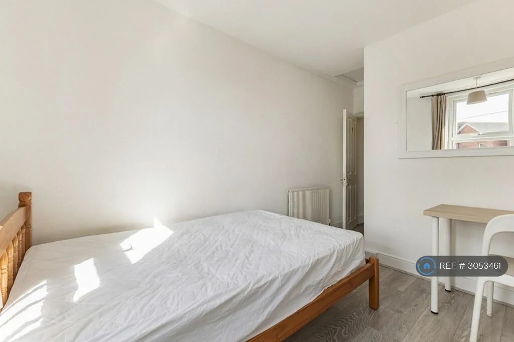4 bedroom terraced house for rent