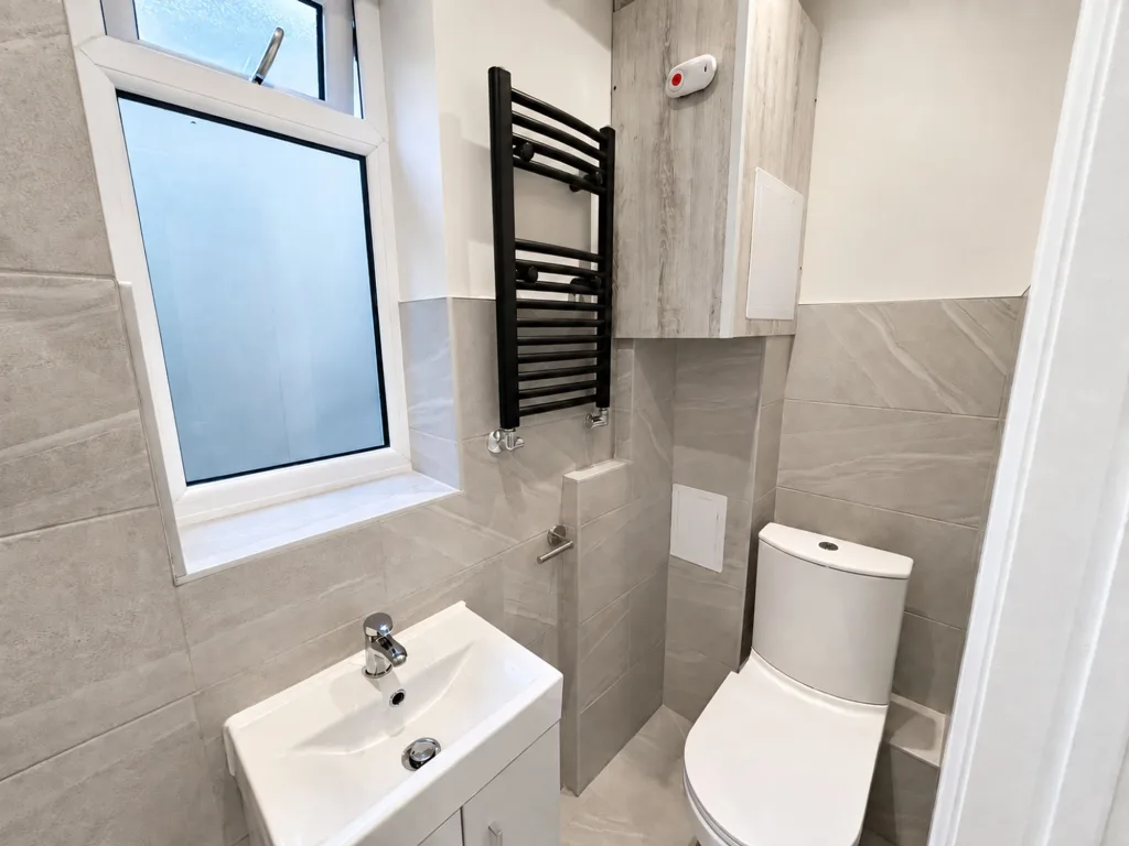 2 bedroom ground floor flat for rent