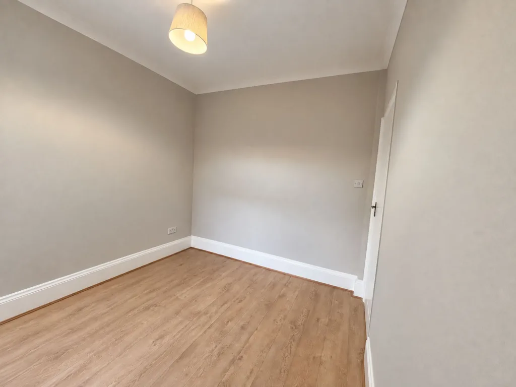 2 bedroom ground floor flat for rent