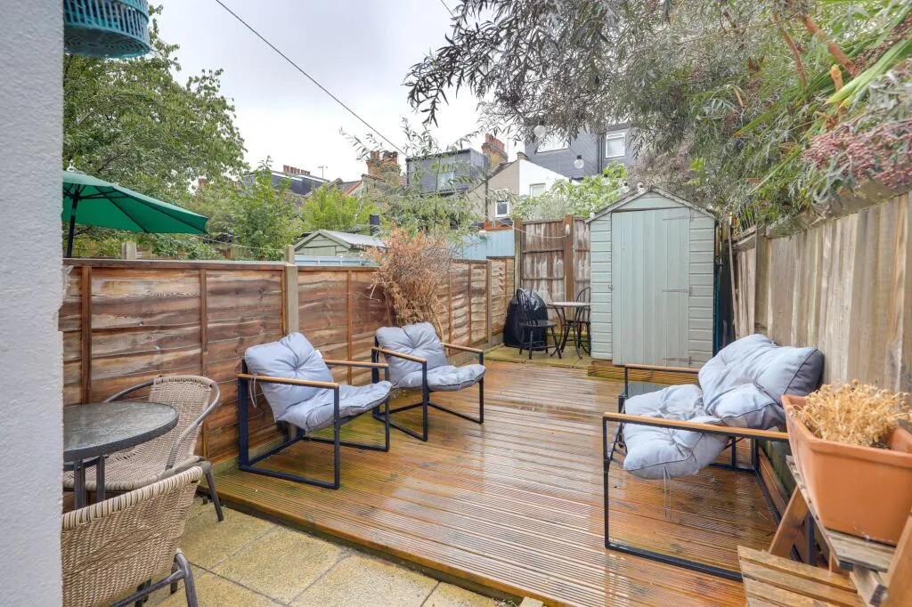 2 bedroom flat for rent