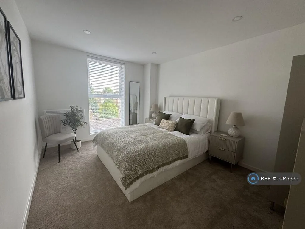 2 bedroom penthouse for rent
