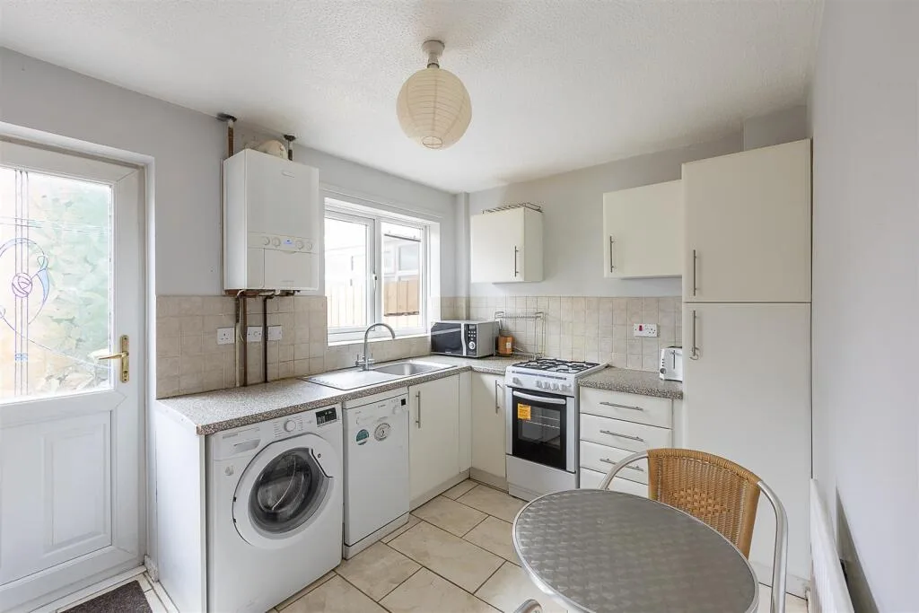 2 bedroom terraced house for rent