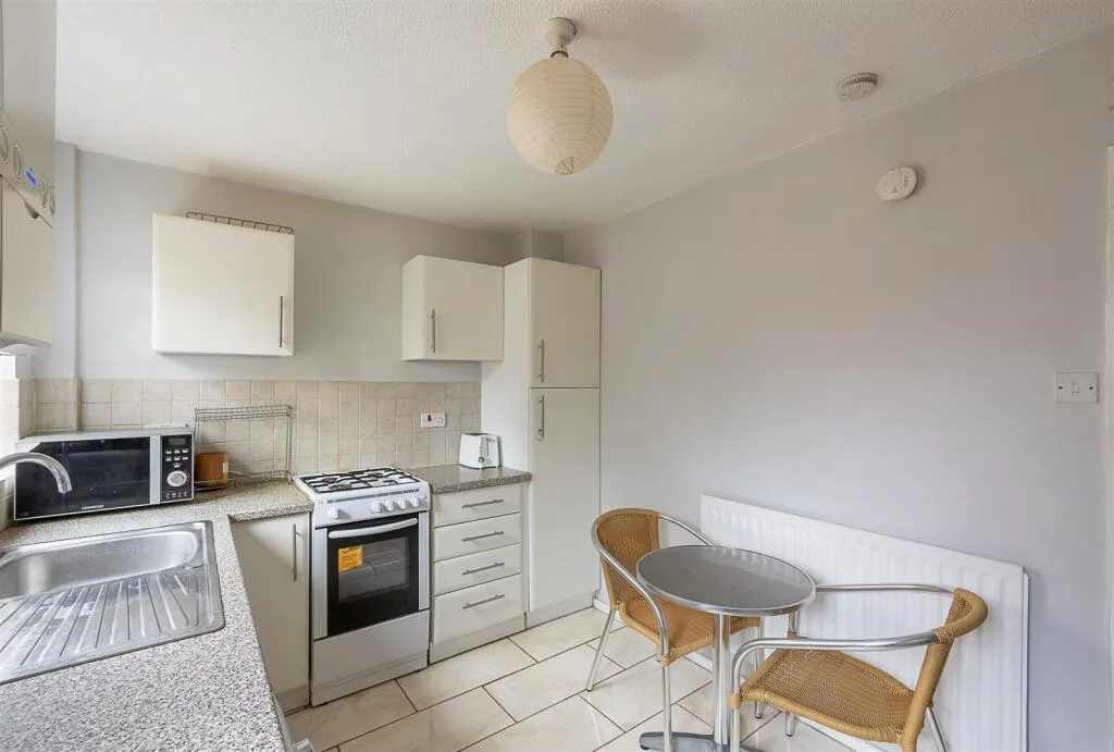 2 bedroom terraced house for rent