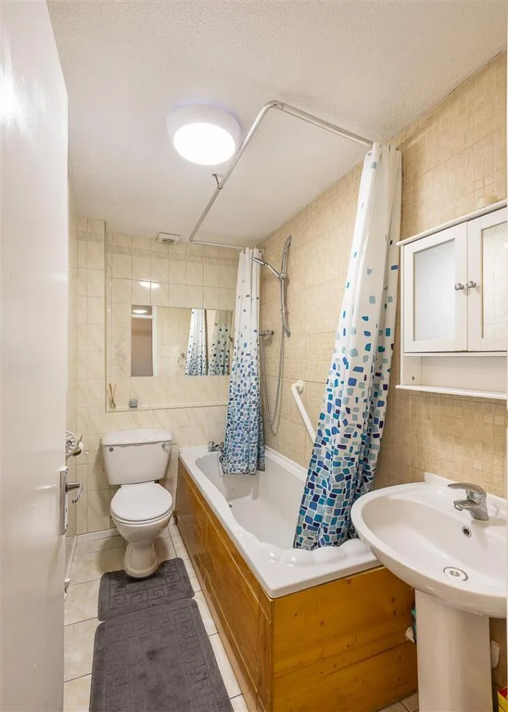 2 bedroom terraced house for rent