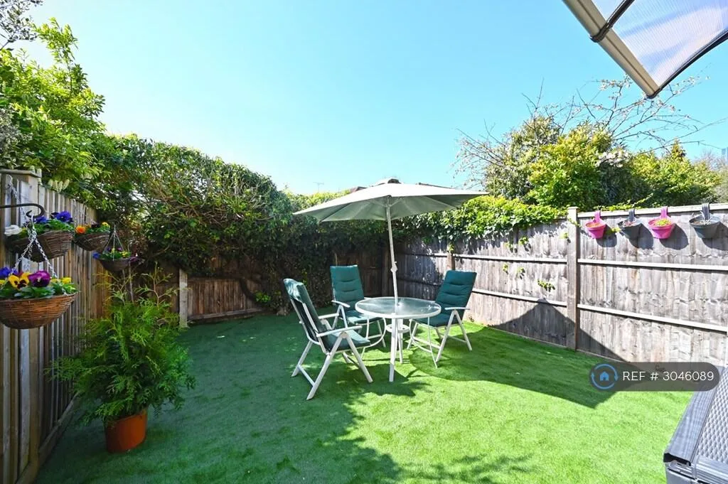 2 bedroom terraced house for rent