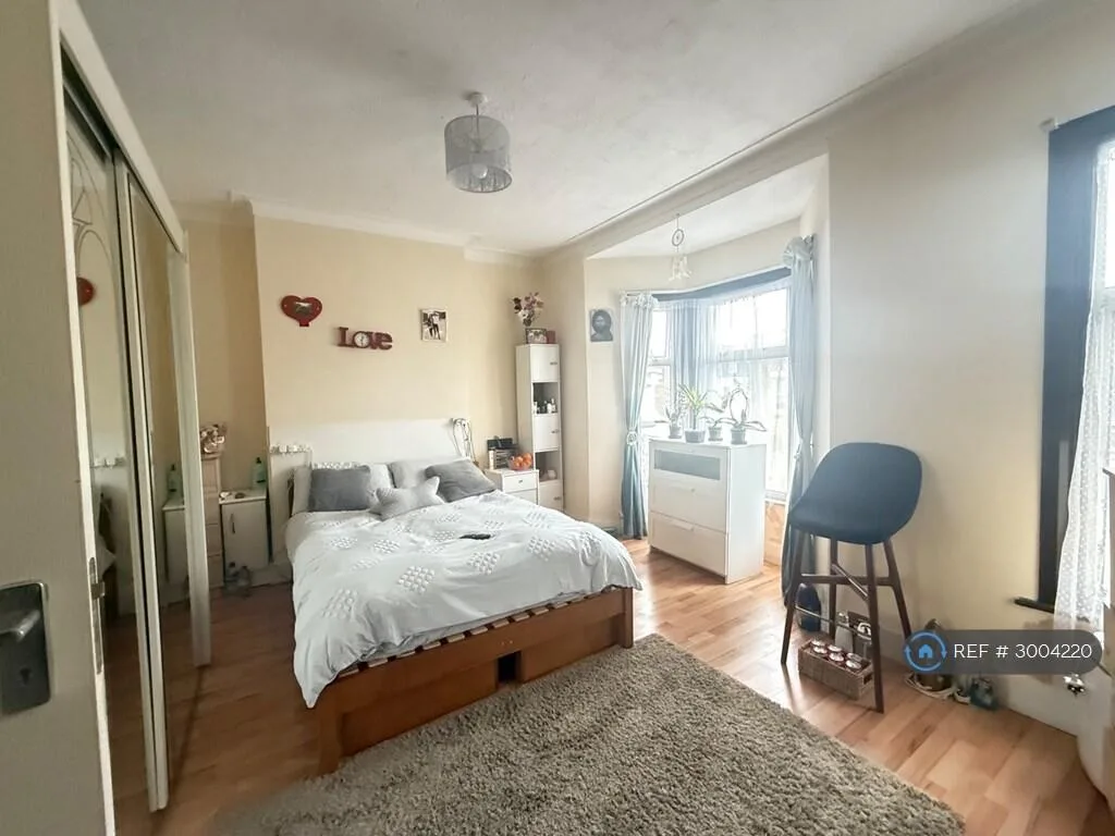 4 bedroom terraced house for rent