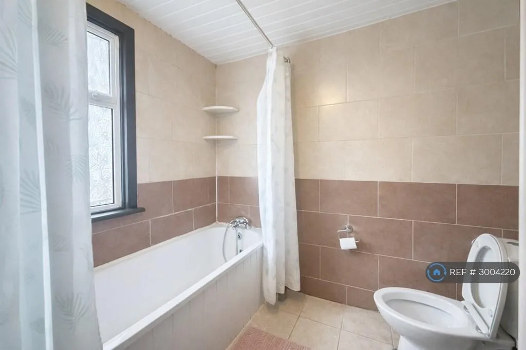 4 bedroom terraced house for rent