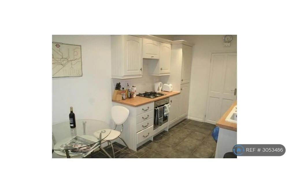 4 bedroom terraced house for rent