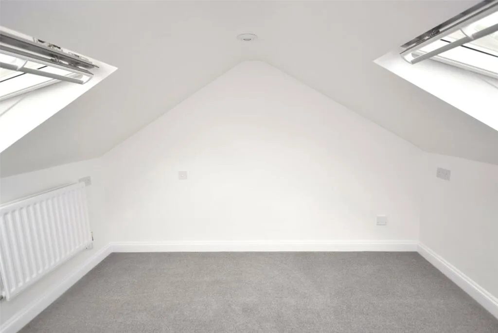 2 bedroom end of terrace house for rent