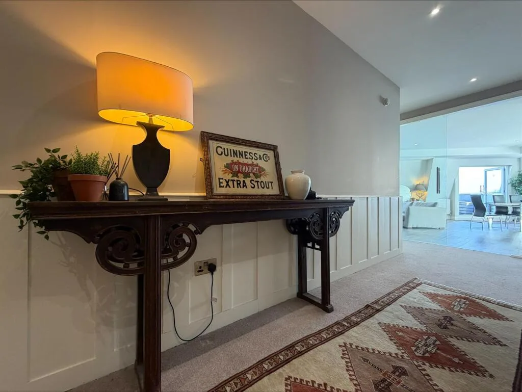 2 bedroom penthouse for rent