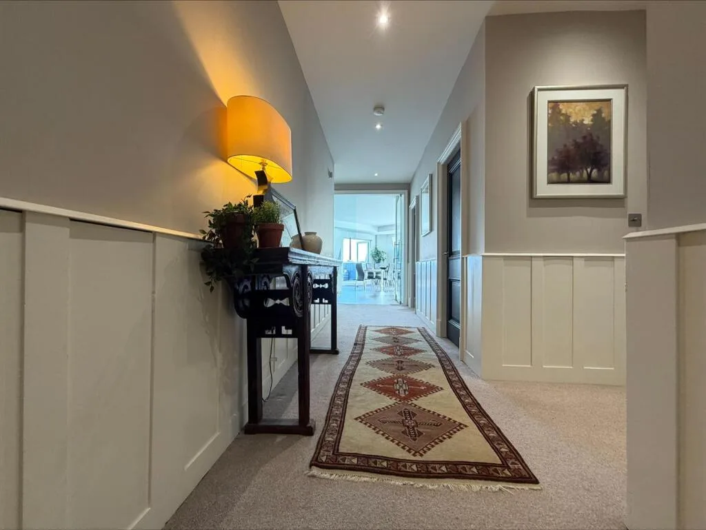 2 bedroom penthouse for rent