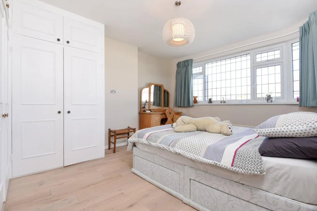 3 bedroom semi-detached house for rent