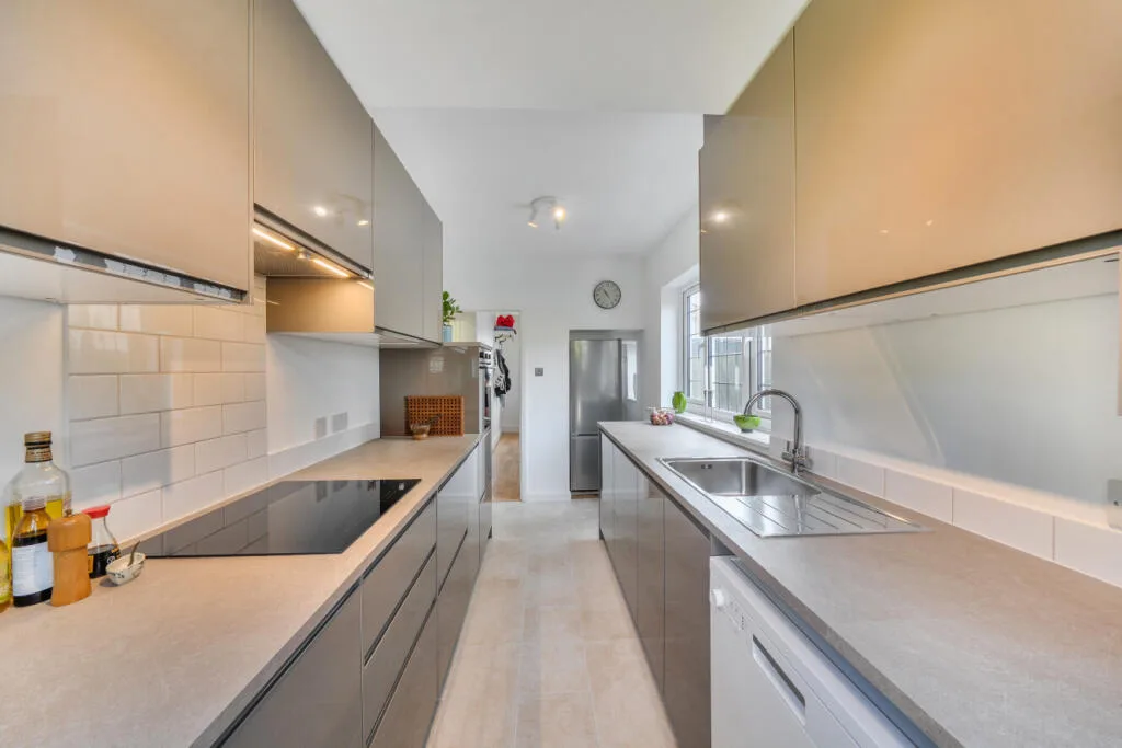 3 bedroom semi-detached house for rent