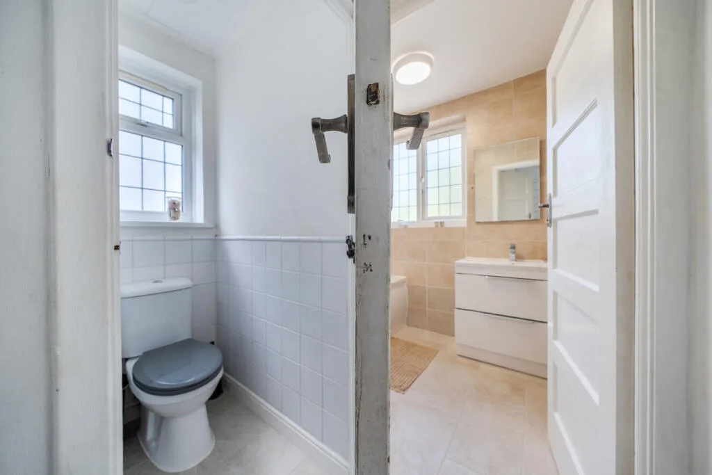 3 bedroom semi-detached house for rent