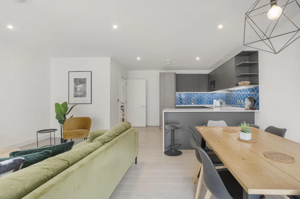 3 bedroom flat for rent