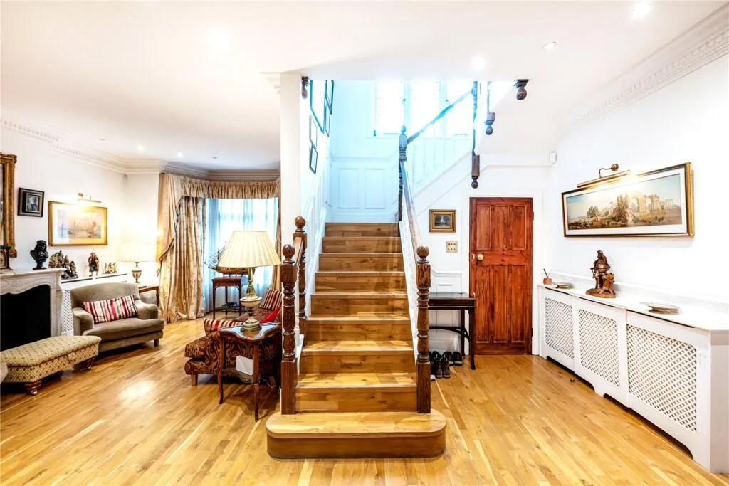 4 bedroom detached house for rent