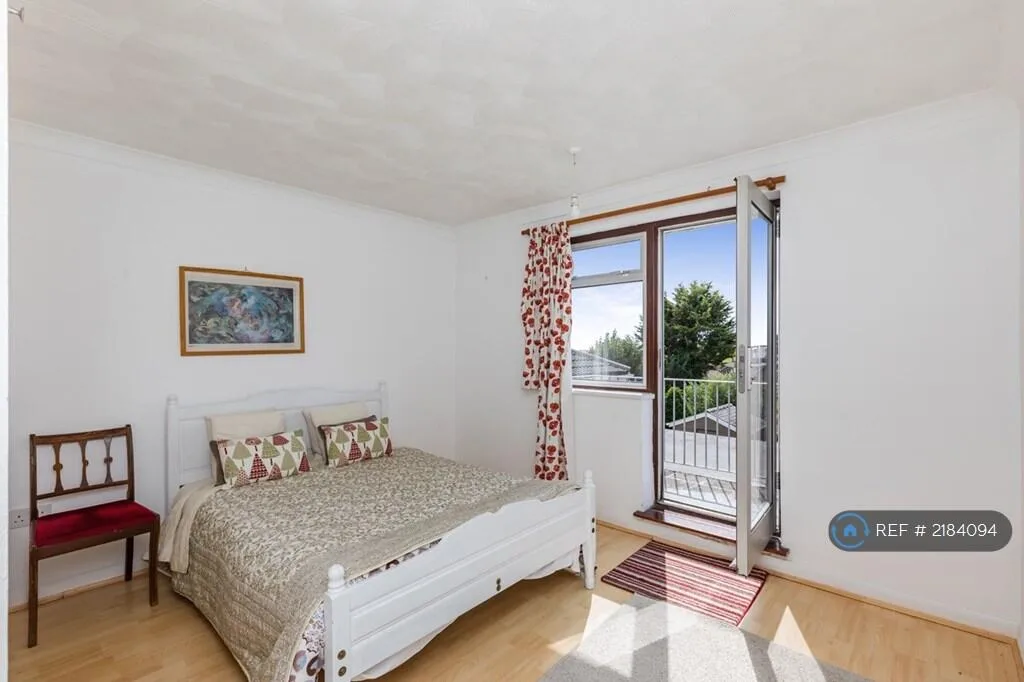2 bedroom detached house for rent