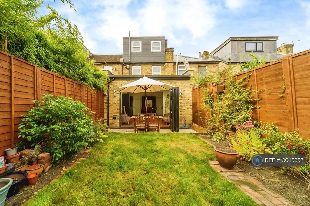 3 bedroom terraced house for rent