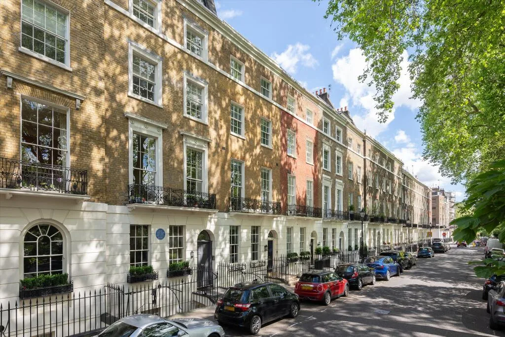 5 bedroom terraced house for rent
