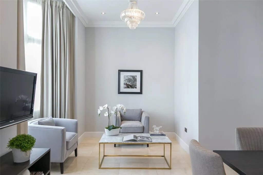 4 bedroom flat for rent