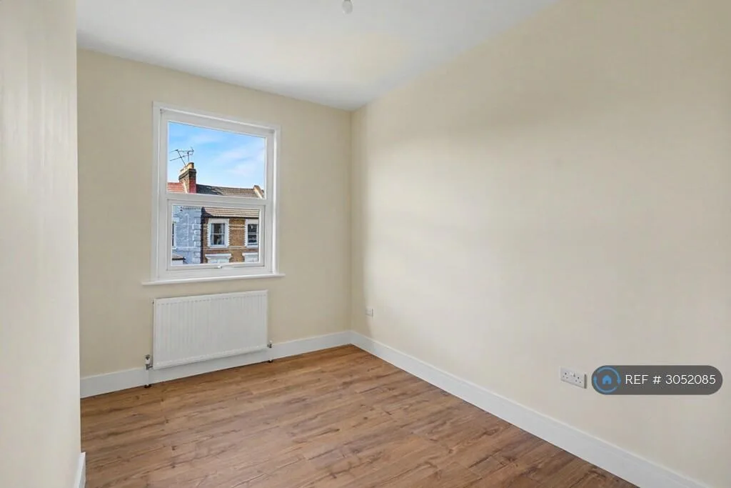 4 bedroom flat for rent