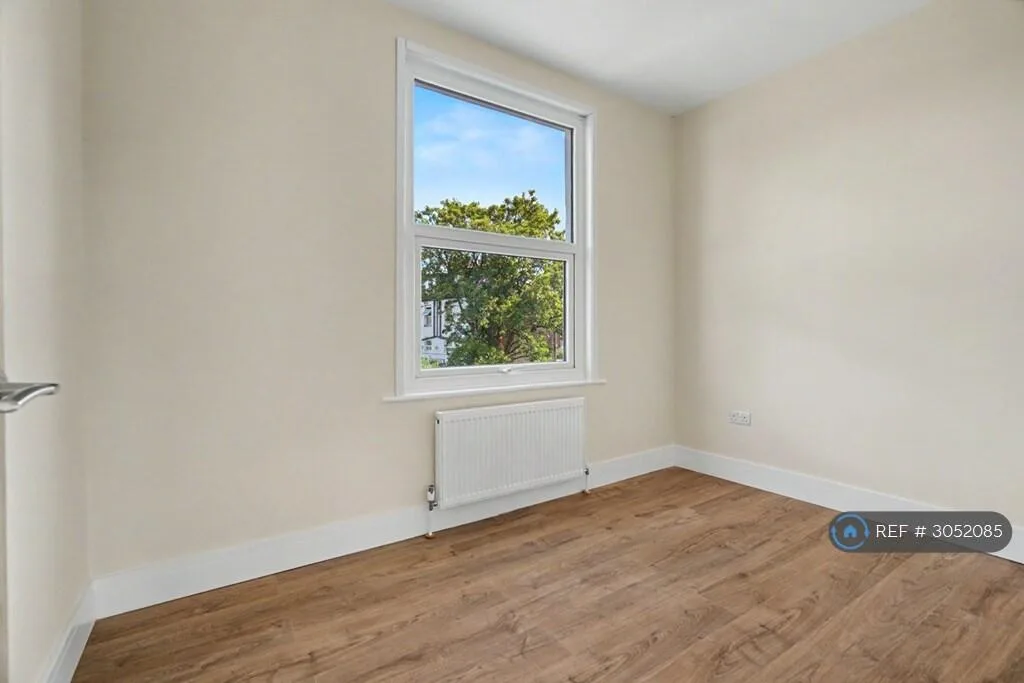 4 bedroom flat for rent