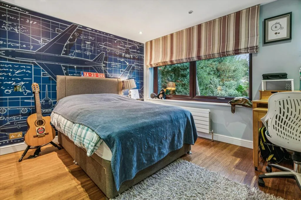 4 bedroom detached house for rent